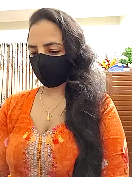 Snapshot of Payel-Sen chatting on November 2025 08:43:02 PM Payel-Sen online show from November 2025 08:43:02 PM