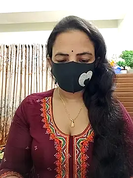 Snapshot of Payel-Sen chatting on November 2025 06:29:01 PM Payel-Sen online show from November 2025 06:29:01 PM