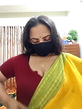 Snapshot of Payel-Sen chatting on November 2025 07:02:02 PM Payel-Sen online show from November 2025 07:02:02 PM