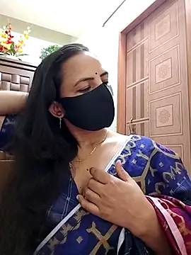 Snapshot of Payel-Sen chatting on December 2025 05:22:02 PM Payel-Sen online show from December 2025 05:22:02 PM