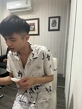 mumuowl online show from September 2025 06:10:02 PM