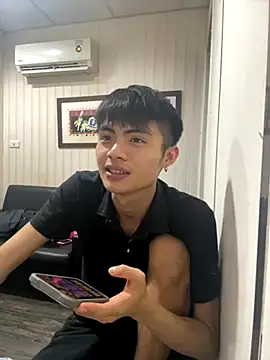 mumuowl online show from October 2025 06:28:01 PM