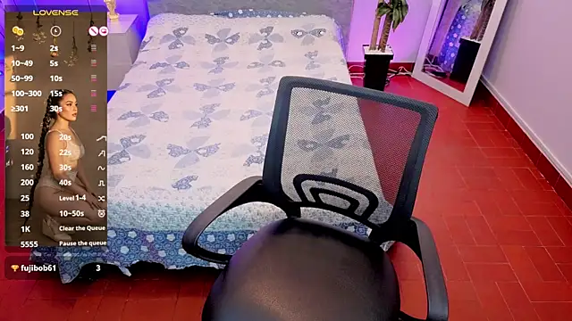 Lana stone  online show from March 2026 08:26:33 AM