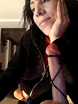 freyamoret online show from December 2024 09:54:02 AM