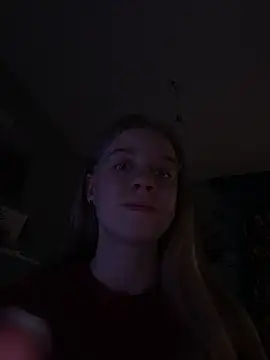 candy maggie online show from November 2025 04:16:02 PM