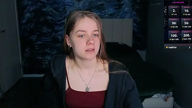 candy maggie online show from April 2026 02:00:02 PM