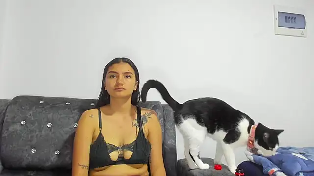 Snapshot of Mayte_sexy chatting on October 2025 01:22:01 PM Mayte sexy online show from October 2025 01:22:01 PM