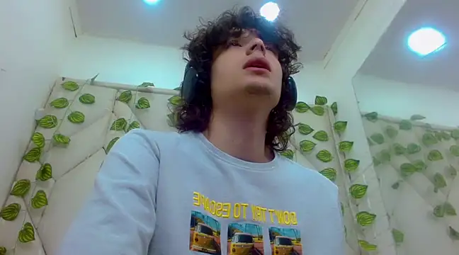 Sr BonnyEthan online show from February 2025 02:00:02 PM