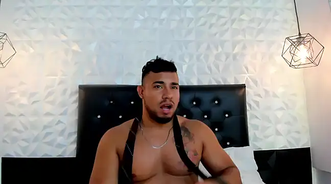 BrianMalonee online show from February 2025 04:55:01 PM