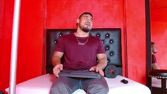 BrianMalonee online show from February 2025 02:13:02 PM