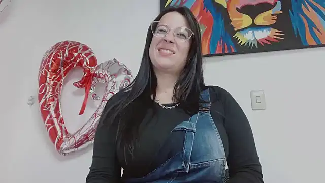 Snapshot of _diana_cute chatting on October 2025 03:46:02 AM  diana cute online show from October 2025 03:46:02 AM