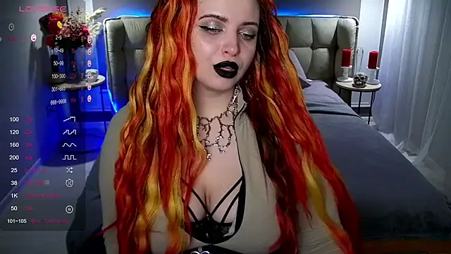 Miss Maya Mils online show from January 2025 01:08:01 AM