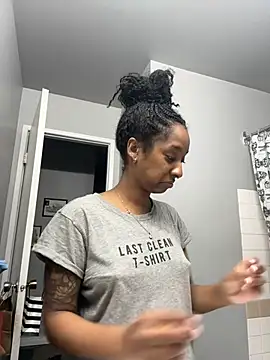 Your Paris online show from March 2025 04:28:02 PM