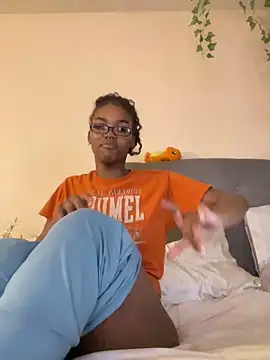 magicalc00ch online show from February 2025 12:12:01 PM