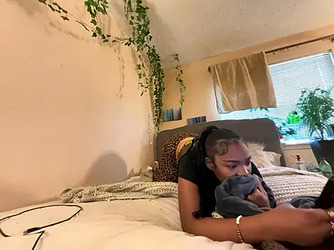 Snapshot of magicalc00ch chatting on January 2026 08:43:01 PM magicalc00ch online show from January 2026 08:43:01 PM