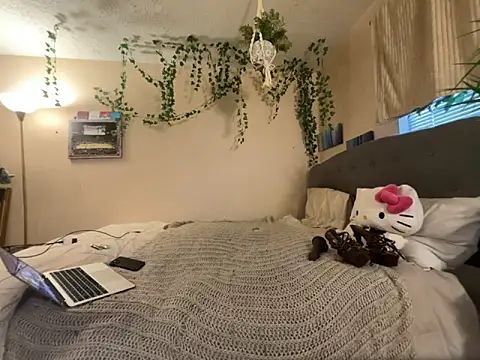 Snapshot of magicalc00ch chatting on February 2026 11:20:02 PM magicalc00ch online show from February 2026 11:20:02 PM