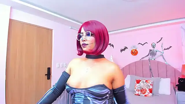 MadelaineJones online show from October 2025 05:47:03 PM