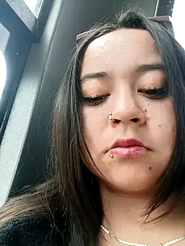 Cristal  04 online show from October 2025 04:18:01 PM