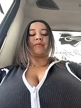 Cristal  04 online show from November 2025 04:07:01 PM