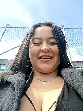 Snapshot of Cristal__04 chatting on June 2026 07:20:01 PM Cristal 04 online show from June 2026 07:20:01 PM