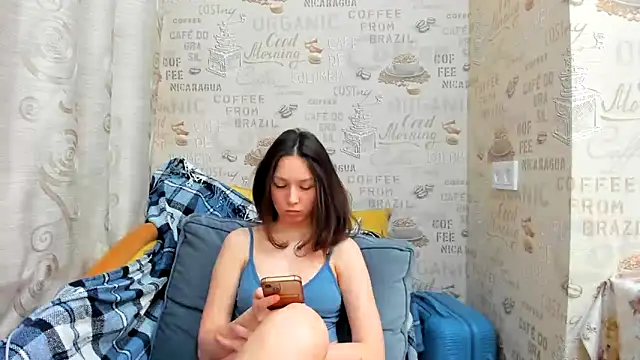 Snapshot of Adela_Vetta chatting on February 2025 03:38:01 PM Adela Vetta online show from February 2025 03:38:01 PM