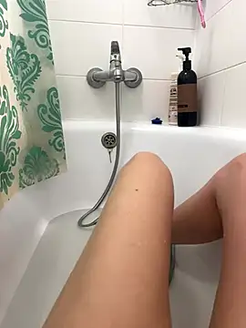 Adela Vetta online show from December 2025 05:58:02 AM