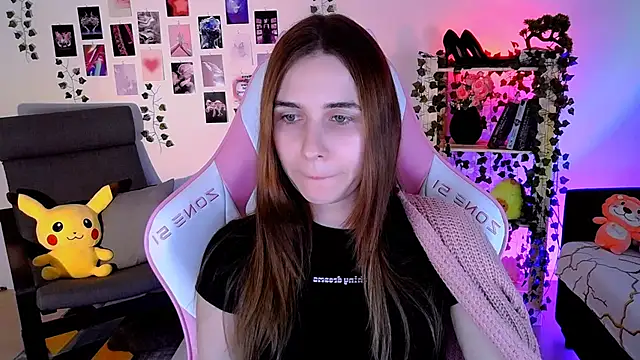 AliceCharmy online show from December 2024 02:00:01 PM