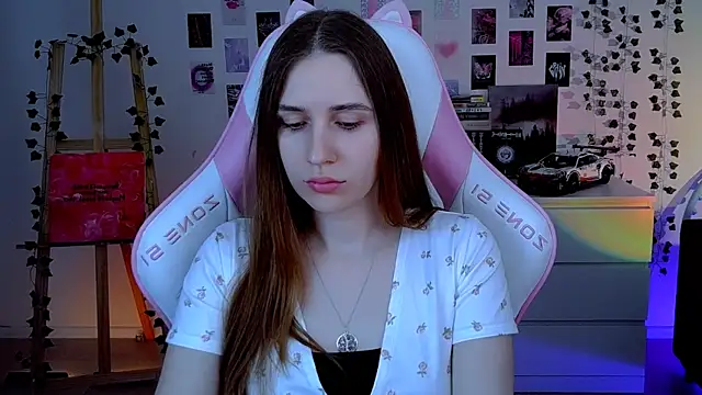 AliceCharmy online show from October 2025 05:30:02 AM