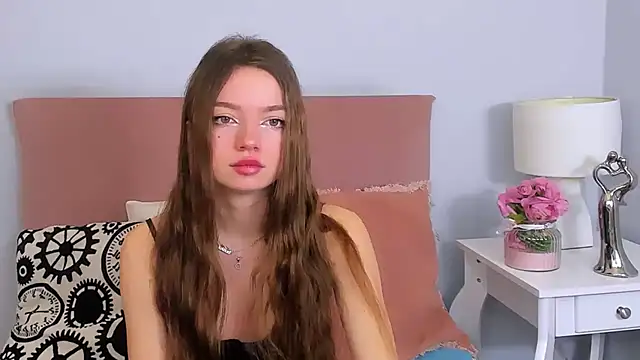 GraceLips online show from February 2025 08:50:01 AM