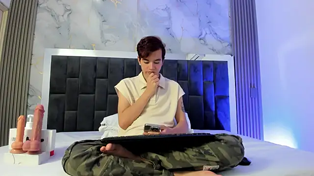 Snapshot of bunny_maxi chatting on September 2025 01:04:01 PM bunny maxi online show from September 2025 01:04:01 PM