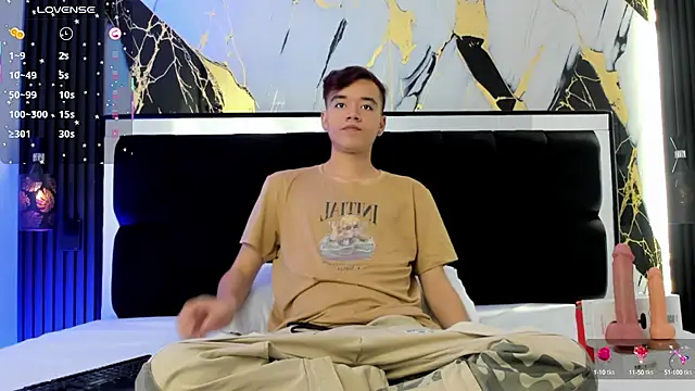 Snapshot of bunny_maxi chatting on October 2025 12:36:02 PM bunny maxi online show from October 2025 12:36:02 PM