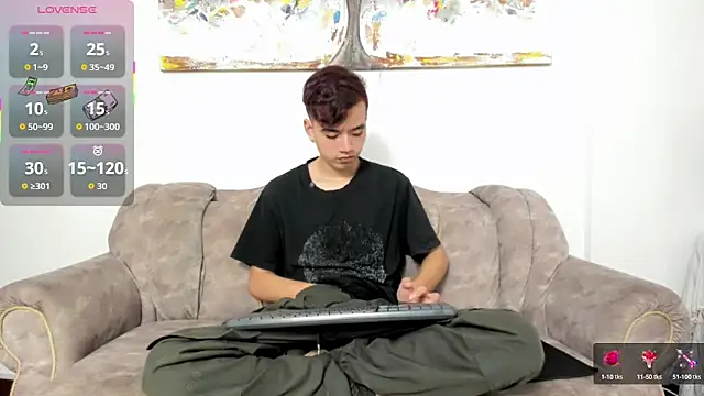 Snapshot of bunny_maxi chatting on October 2025 12:35:02 PM bunny maxi online show from October 2025 12:35:02 PM