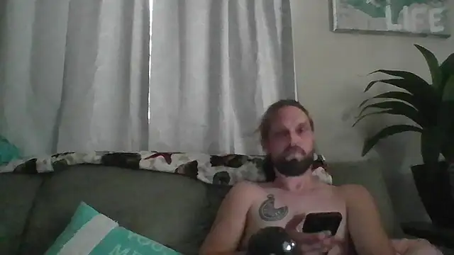 Snapshot of VitaminDrewFl chatting on June 2026 10:05:02 PM VitaminDrewFl online show from June 2026 10:05:02 PM