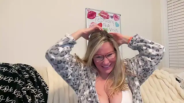 Milf Goddess online show from February 2025 04:31:01 AM