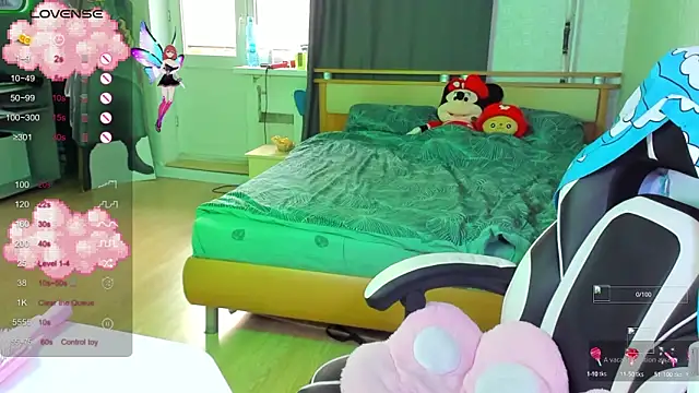 folinskayyya online show from October 2025 05:05:01 AM