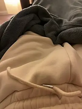 HannesDicks online show from December 2024 04:26:01 AM