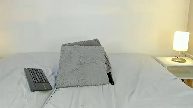 isa molly online show from March 2025 11:59:02 PM