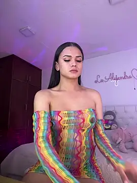 Snapshot of alee_lenoxx chatting on May 2026 05:24:01 AM alee lenoxx online show from May 2026 05:24:01 AM