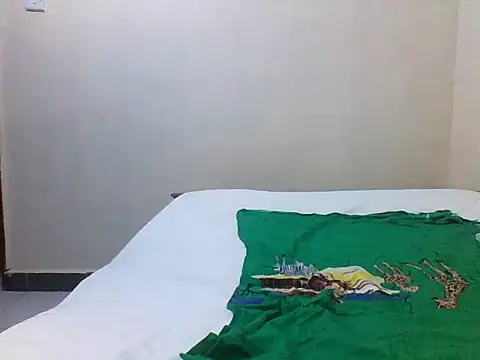 princess-cutie12 online show from October 2025 01:40:02 PM