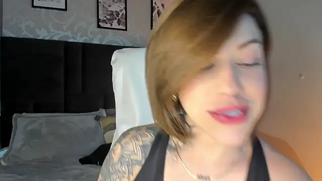 Hannah Borbon online show from January 2025 04:41:01 AM