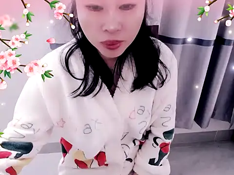 Snapshot of xiaoxuer chatting on December 2024 03:27:02 AM xiaoxuer online show from December 2024 03:27:02 AM