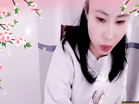 Snapshot of xiaoxuer chatting on December 2024 04:16:02 AM xiaoxuer online show from December 2024 04:16:02 AM