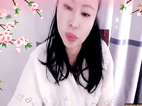 Snapshot of xiaoxuer chatting on January 2025 04:26:01 AM xiaoxuer online show from January 2025 04:26:01 AM