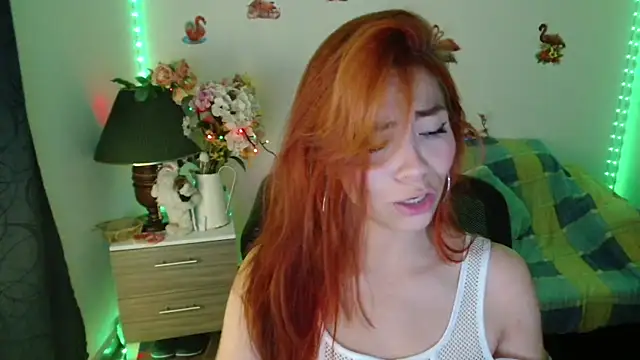 Aylinn diaz online show from April 2026 08:28:02 PM