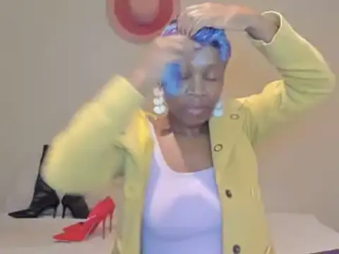 Snapshot of AfricanSquirtingQueen chatting on May 2026 04:41:01 AM AfricanSquirtingQueen online show from May 2026 04:41:01 AM