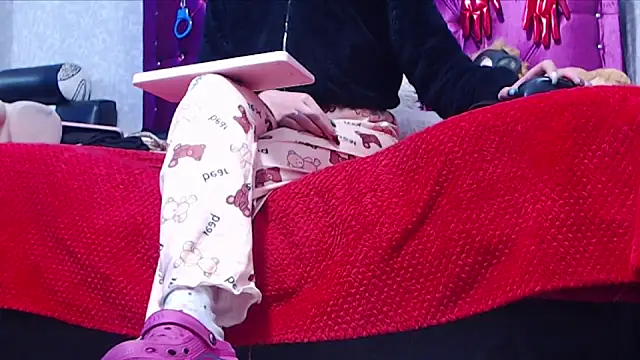 AyshaScott online show from December 2025 12:46:02 PM