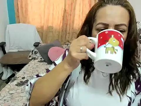 MonicaGarcia  online show from October 2025 07:23:01 PM