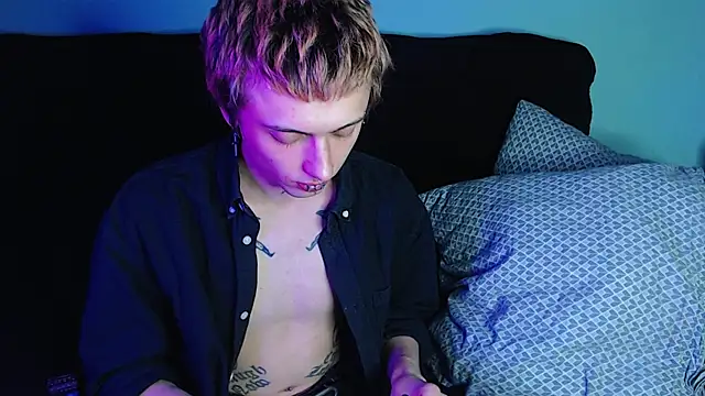 axxxturel online show from December 2024 10:27:01 PM