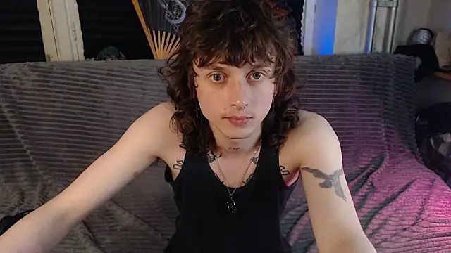 Snapshot of axxxturel chatting on May 2026 05:21:02 PM axxxturel online show from May 2026 05:21:02 PM