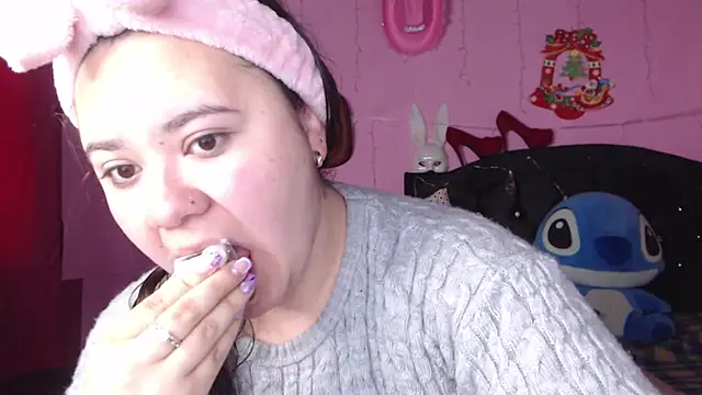 NikkiRous  online show from February 2025 12:58:01 PM